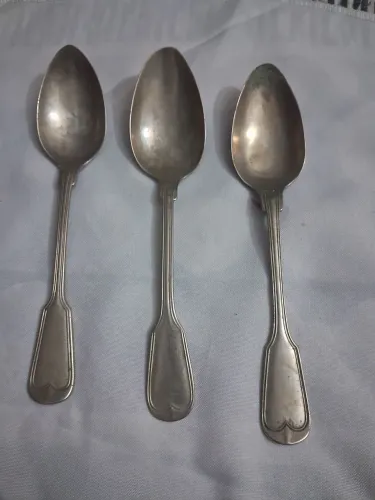 Colheres de prata