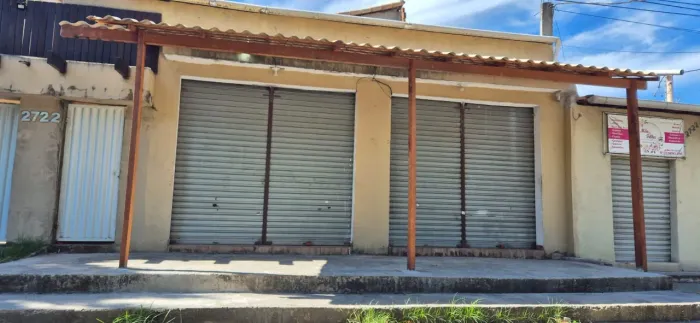 Alugo Loja com banheiro - Santa Cruz