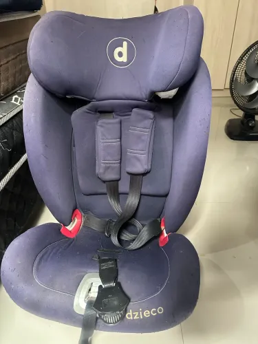 Cadeirinha de carro infantil