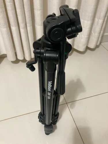Tripé Velbon