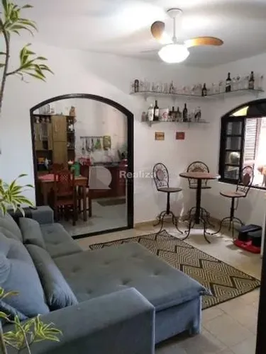 Casa à venda em Taubaté, Terra Nova, com 2 quartos, com 250 m²