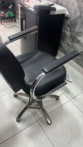 Vendo cadeira barbeiro