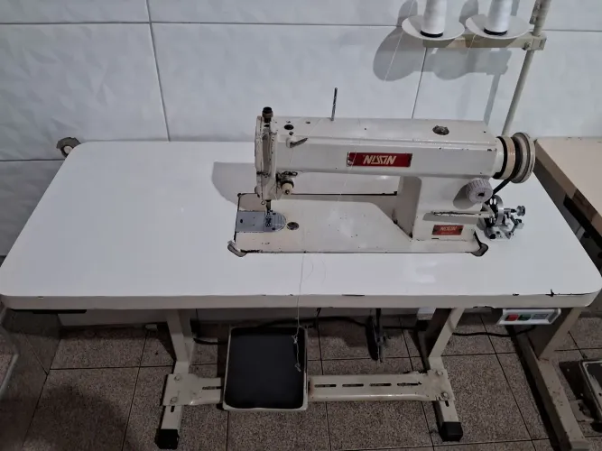 Maquina de costura industrial