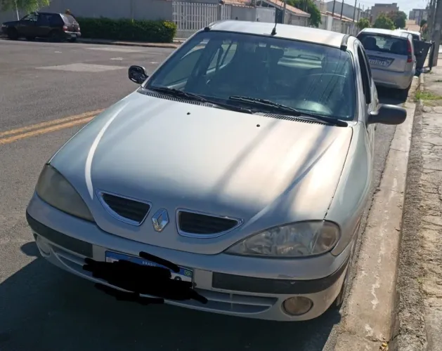 Renault Megane Hatch RT 1.6/rt/alize/exp 1.6 16V 2004
