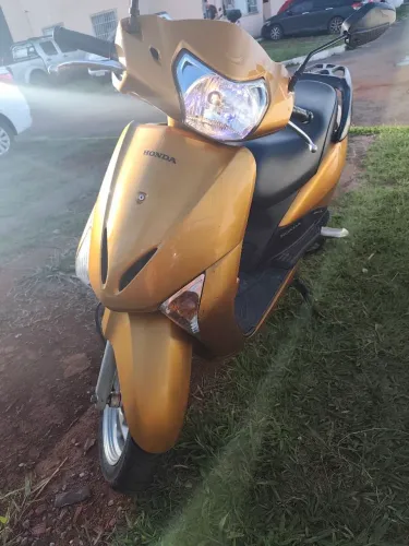 Vendo Honda Lead 2011