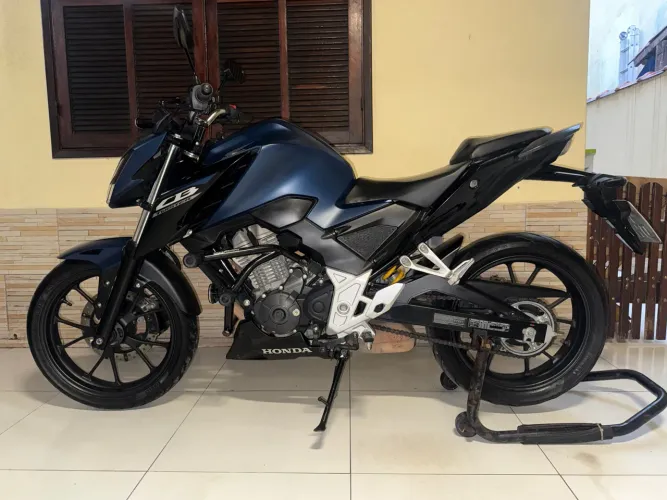 CB TWISTER 300