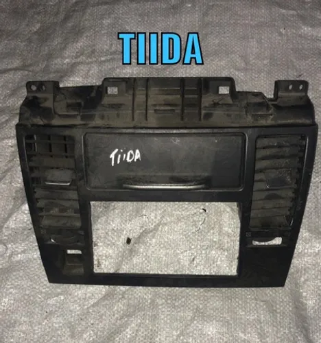 Moldura de rádio tiida 