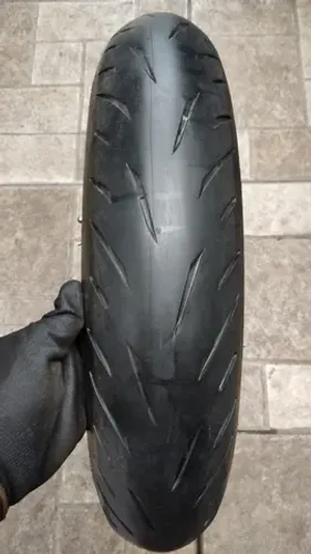 Pneu Usado Bridgestone Battlax S22F 120/70-17