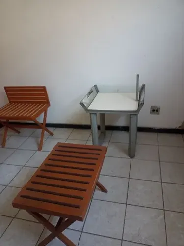 Bancada expositora para frente de loja