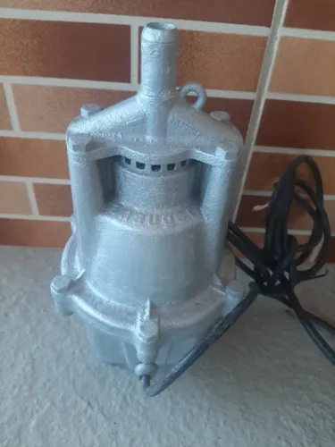 Bomba submersa marca Anauger