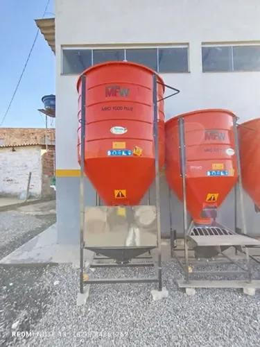 Misturador de ração 1000 kg