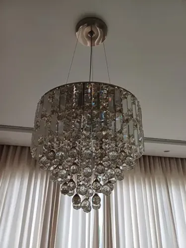 Lustre pendente com cristais ambar