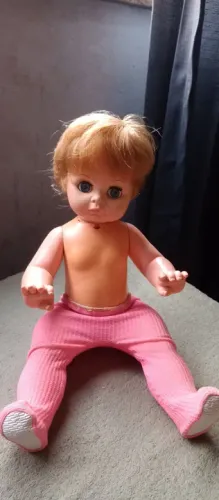 Antiga boneca Tippy sucata anos 60 funcionando