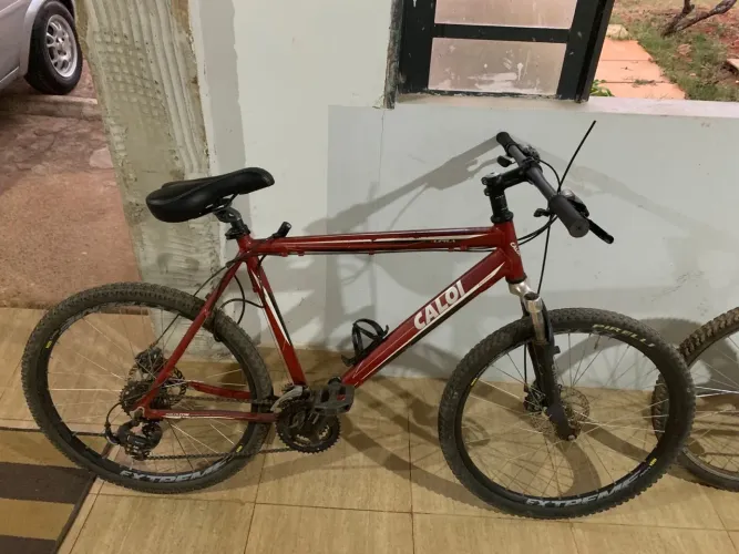 Bicicleta caloi aro 26