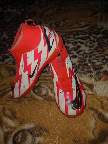Chuteira sintético Nike Mercurial