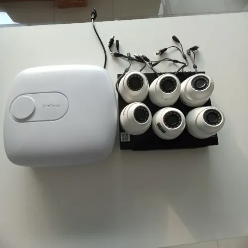 Sistema segurança completo ( câmeras, central de alarme, dvr, rack )