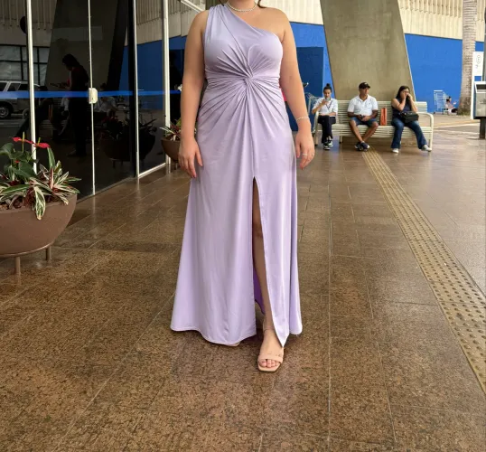 Vestido lilás  tamanho M e G