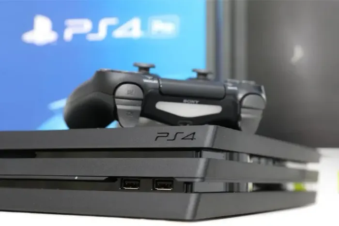 PlayStation 4 Pro - 540GB SSD - Excelente Estado! Play 4 Pro