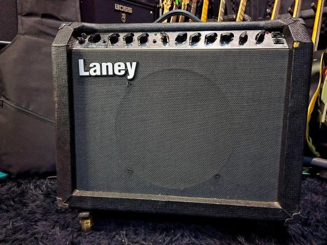 amplificador laney lc50 ii /ñ marshall fender orange vox boss Gibson ibanez Jackson prs se