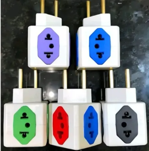 Adaptador de Tomada Cubo 10/20 Amperes 