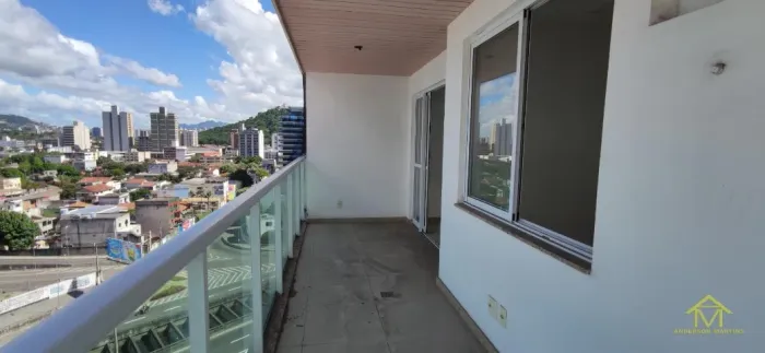 Anderson Martins Imóveis vende na 2 quadra do mar de Itapuã cod 3429 R
