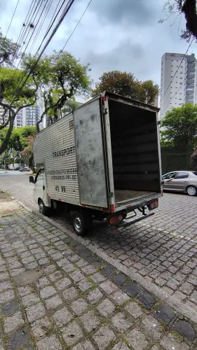 Serviços de mudanças fretes carretos só ligar que já faço na mesma hora 
