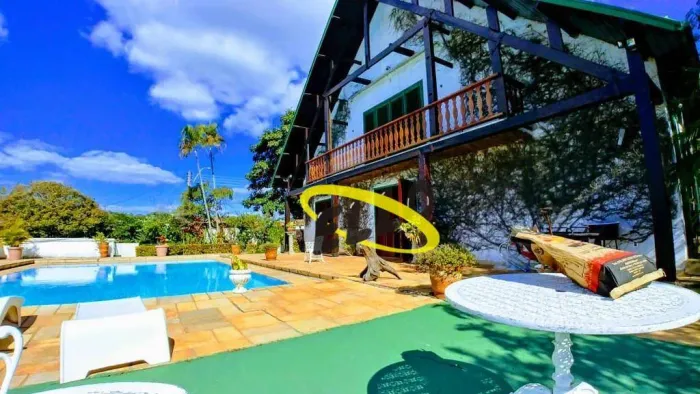 Casa à venda, 420 m² por R$ 1.800.000,00 - Estância Suiça - Serra Negra/SP
