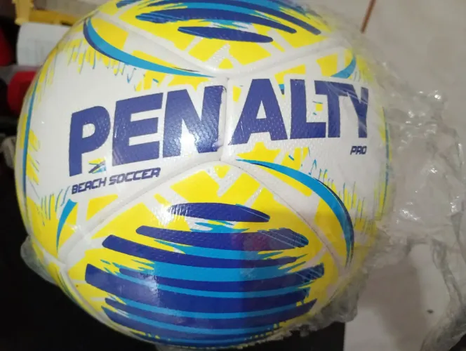 Bola de Futebol de Praia Penalty Pro