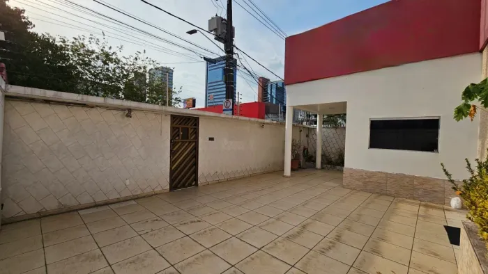 Casa comercial no Vieiralves