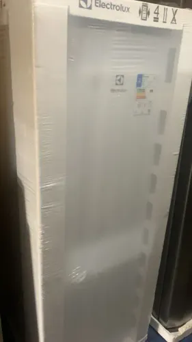 FREEZER VERTICAL