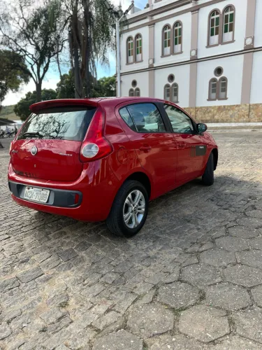 Vendo ou troco palio muito novo