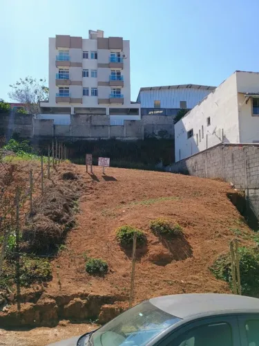 OPORTUNIDADE NO FONTESVILLE: TERRENO DE 342m² PRONTO PARA CONSTRUIR!