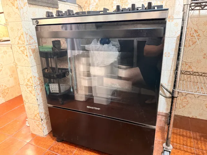 Fogão Brastemp 5 Bocas Preto com Mesa de Vidro e Turbo Chama - BFS5VCE