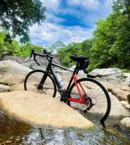Bicicleta Speed Redstone Python 700x520 16v Disc Preto-vermelho 52