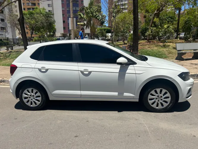 Volkswagen Polo 1.0 Flex 12V 5P 2020