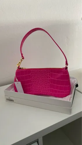 JW PEI Eva Shoulder Bag - Pink Croc 