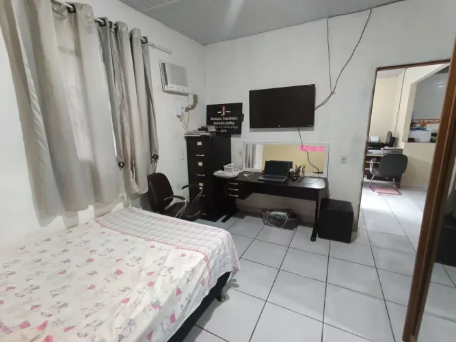 //Casa com 2 quartos para venda no Jorge Teixeira