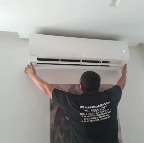 Instalação ou limpeza de ar condicionado