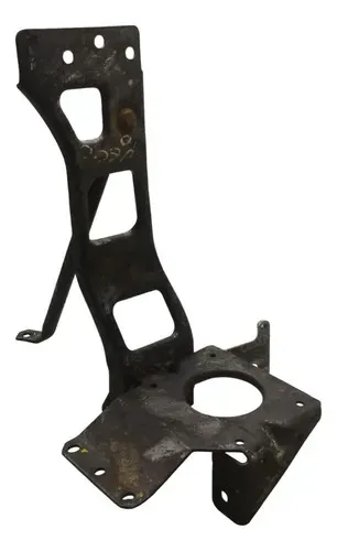 Suporte Para-choque Lado Direito Iveco 2013