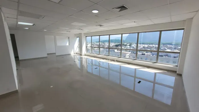 Sala no Recreio dos Bandeirantes