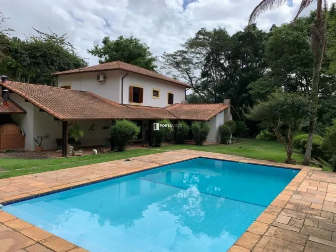 Casa para aluguel, 3 quartos, 1 suíte, 6 vagas, Vila Real Moinho Velho - Embu das Artes/SP