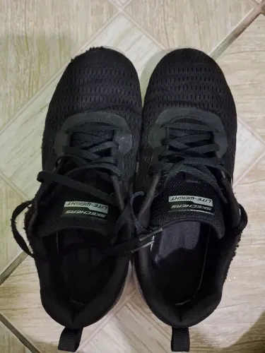 Tênis Skechers Preto
