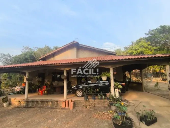 Vende-se Chácara de 1.529 m²