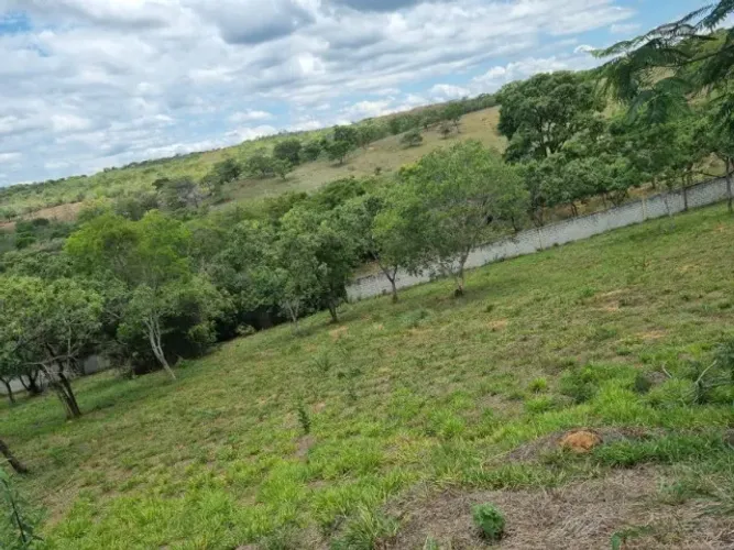 Lote de 1000m² no condominio Canto Seriema em Jaboticatubas pronto para construir 