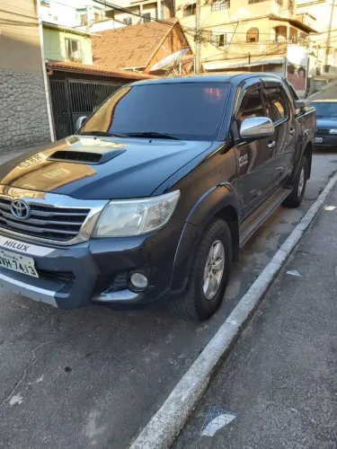 Toyota Hilux CD SRV D4-d 4X4 3.0 TDI Diesel AUT 2013