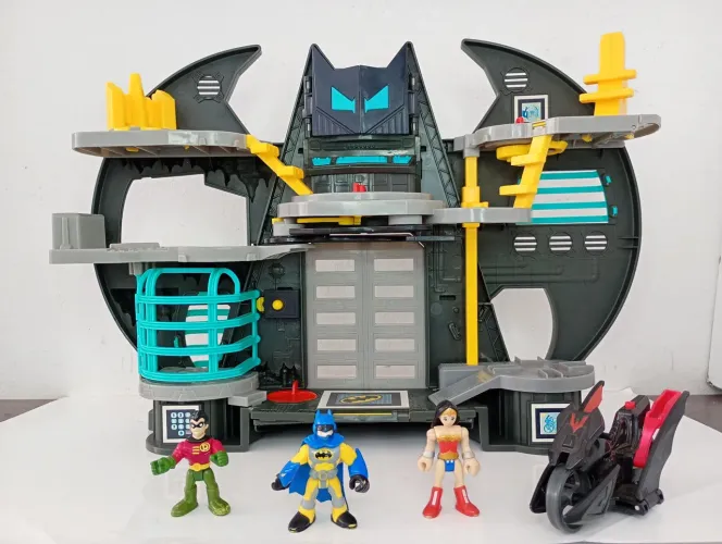 Batcaverna imaginex 