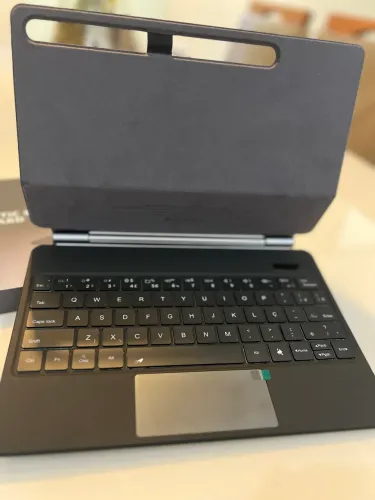 Capa Teclado Magnético A1916 Ai - MAGNETIC AÇO E BORRACHA