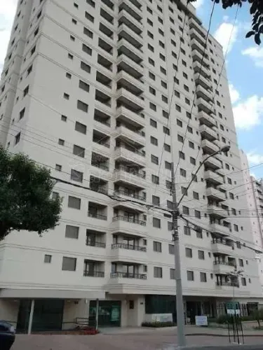 Locação de Apartamentos / Garagem na cidade de Araraquara