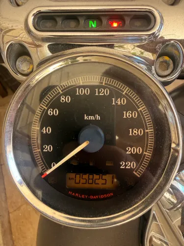 HARLEY-DAVIDSON BREAKOUT - 2016