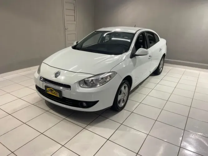 Renault Fluence Sed. Dynamique 2.0 16V Flex Aut. 2013
